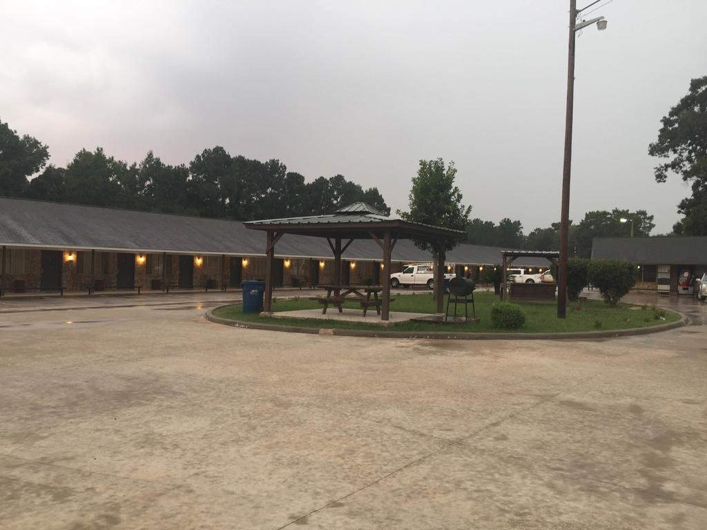 Garden Inn And Suites Silsbee Ngoại thất bức ảnh