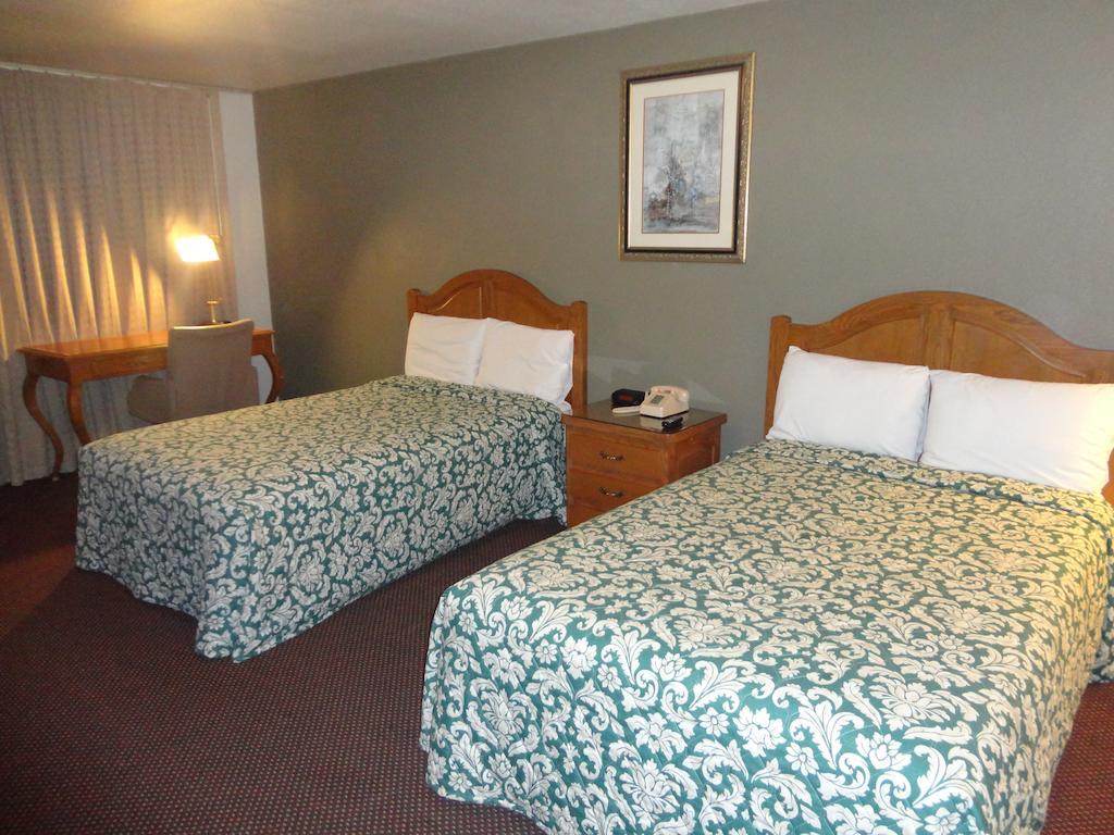 Garden Inn And Suites Silsbee Phòng bức ảnh